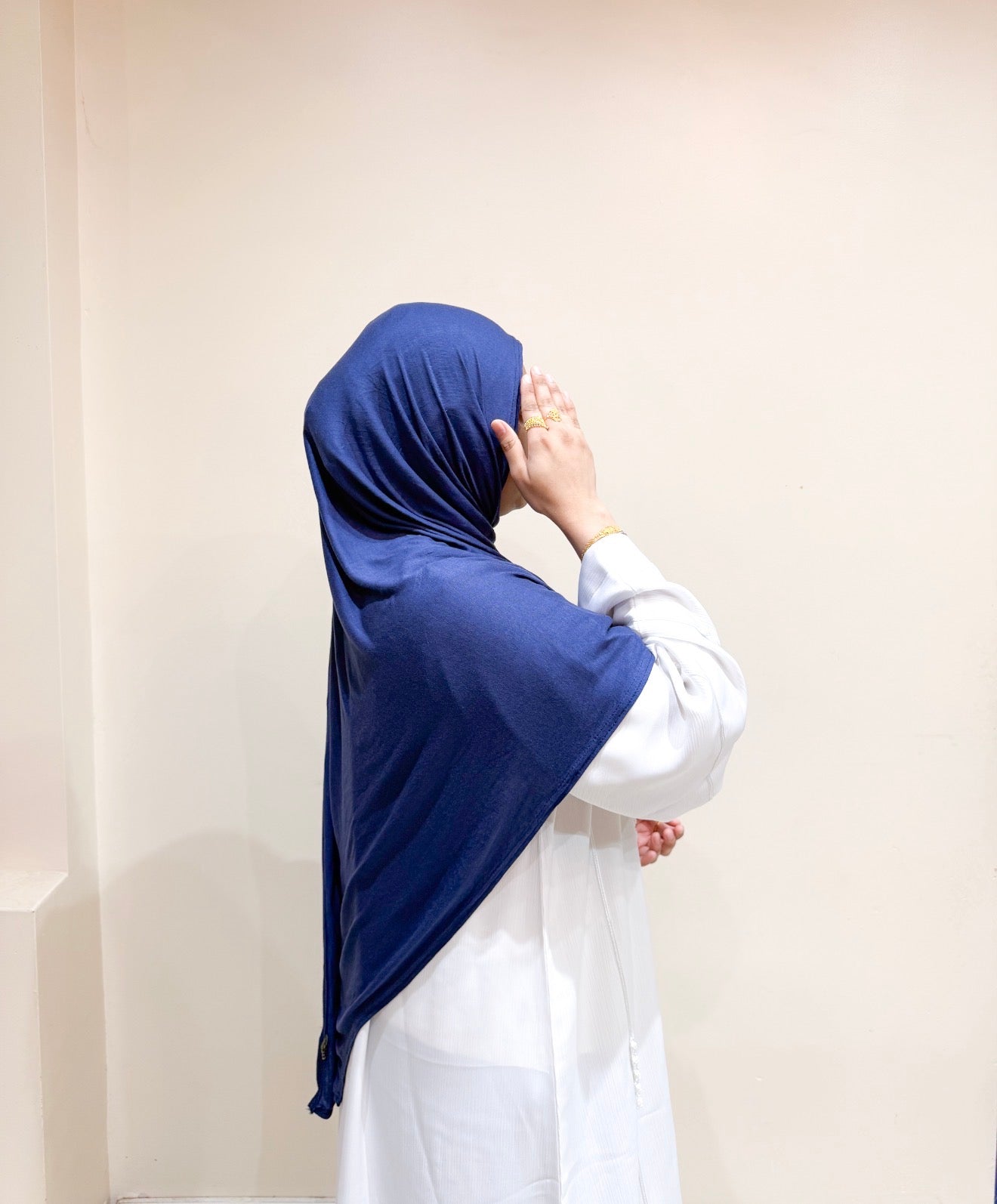 Premium Emirati Jersey Hijab – Navy